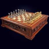 Набор серебряных шахмат с позолотой в деревянном коробе