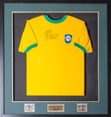 Майка сборной Бразилии образца 1970 года с подлинным автографом Пеле